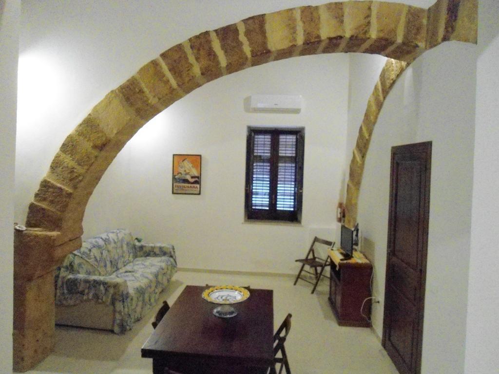 Residence Marsala Antica Bilik gambar